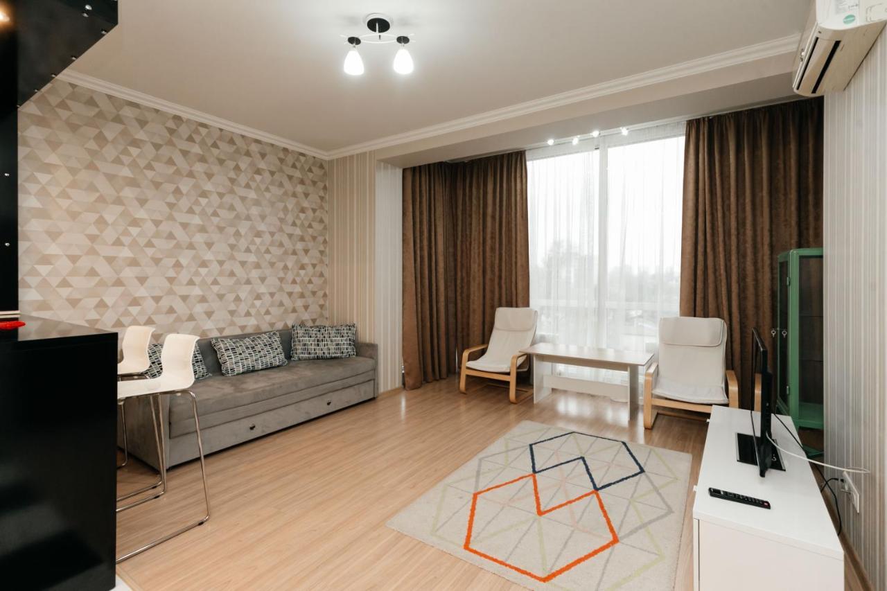City Center Lev Tolstoi Residence Chisinau Exterior photo